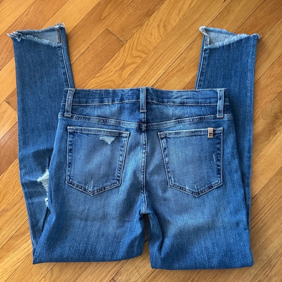 Joe’s Skinny Distressed Ankle Jean, Size 27 - Picture 3 of 5